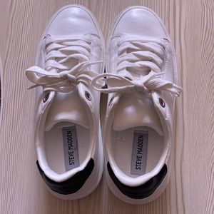 Steve Madden Catcher White Black Platform Sneakers